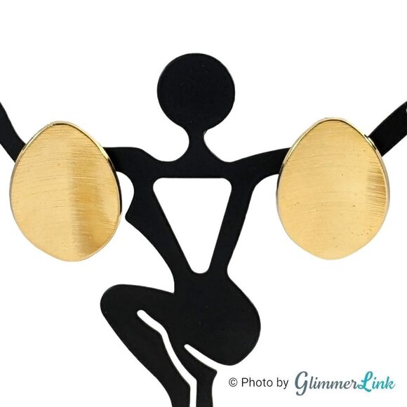 Vintage Best Co. Concave Wavy Geometric Oval Gold Tone Pierced Earrings - Picture 1 of 11